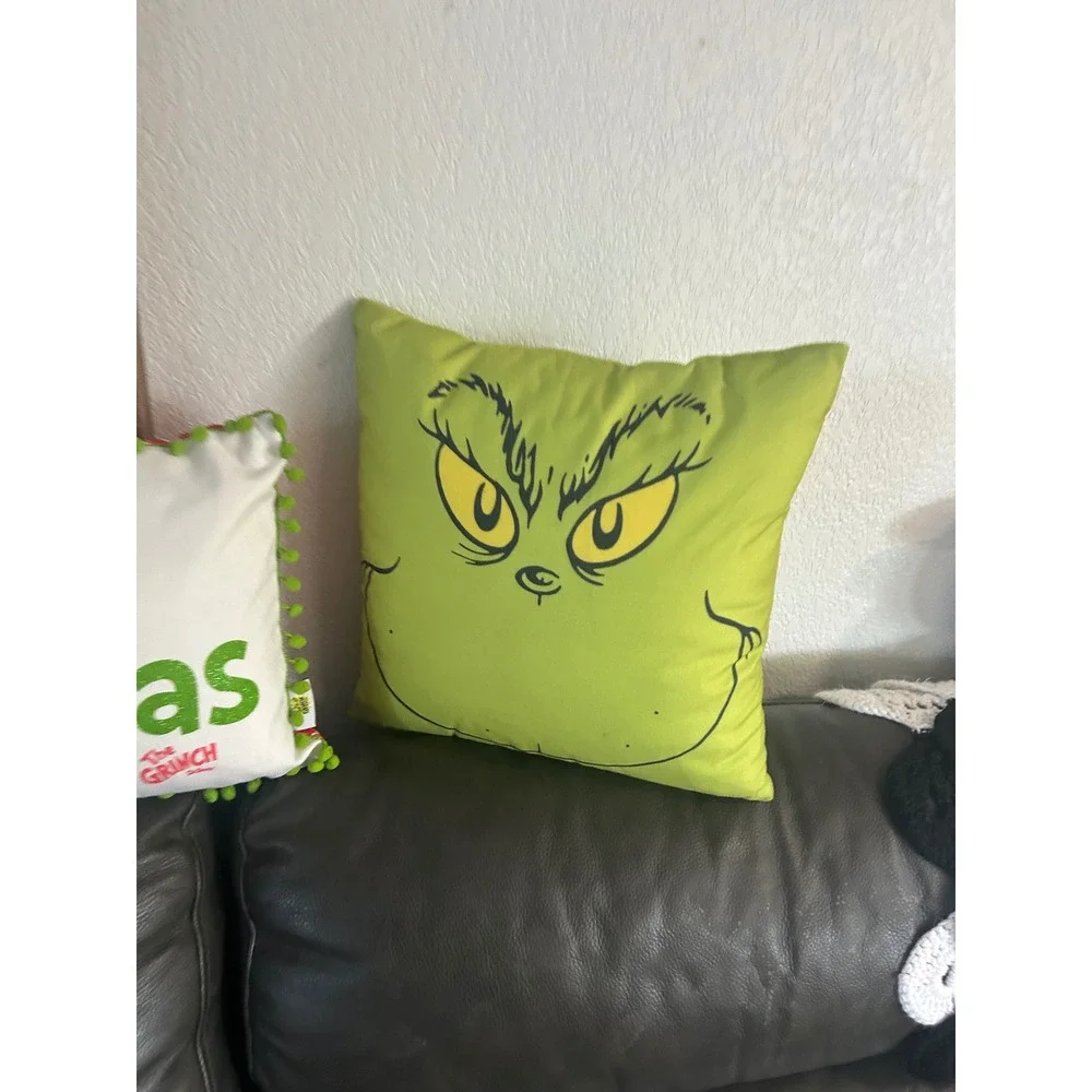 Dr Seuss The Grinch Christmas Decorative Pillow Set 3pc Merry Grinchmas Pom Pom